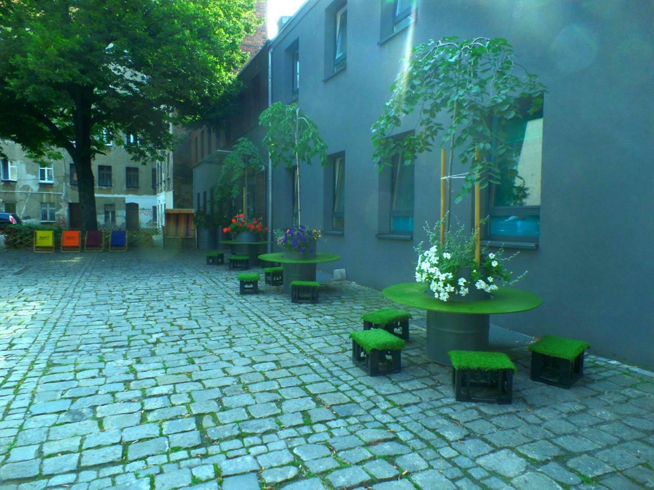 Hostel Hart & Art Gallery